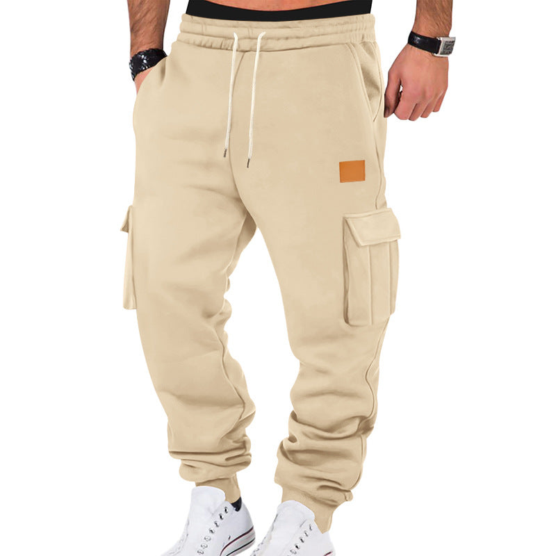 Men's nan urban Cargo Jogger made of soft sweat fabric, elastic waistband, drawstring and appliquéd flap pockets StylebySassy