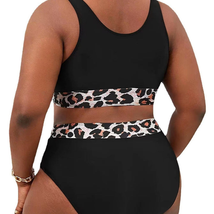 Ladies sporty high-cut bikini with leopard print StylebySassy