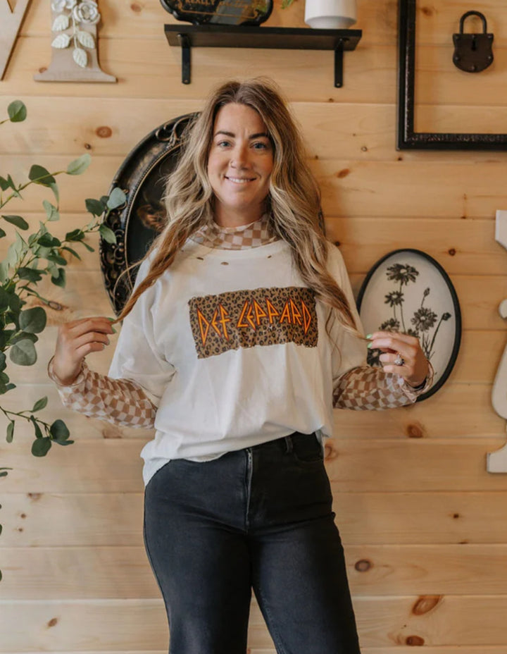 Women's casual layered t-shirt with retro band print, used look and checked mesh long sleeve top StylebySassy