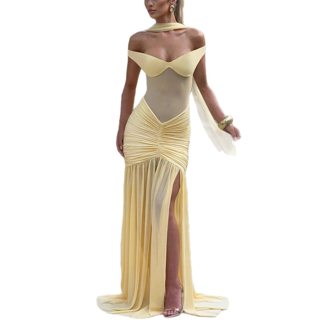 Women's Elegant Maxi Dress with Figure-Hugging Design StylebySassy