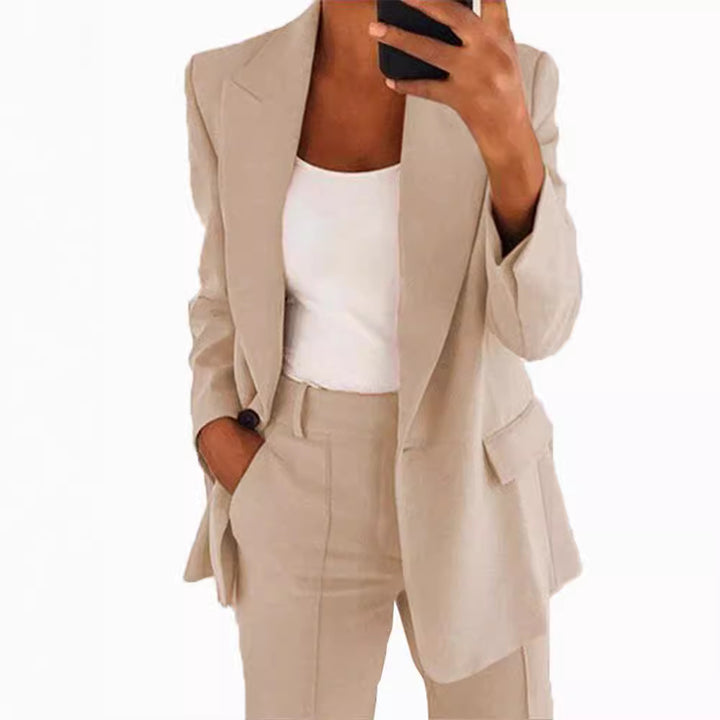 Women's Two-Piece Suit with Button-Front Blazer