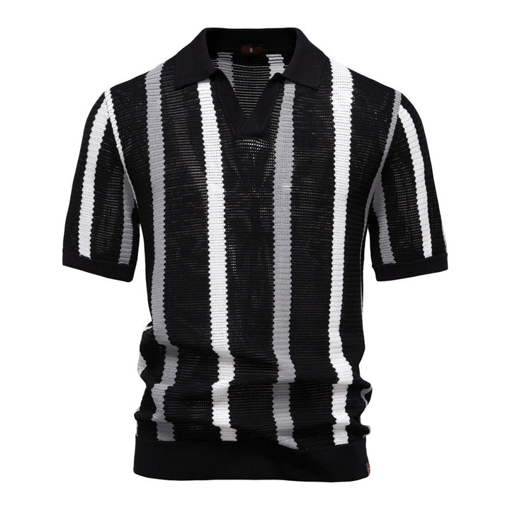 Men's short-sleeved knitted polo with collar and textured knit fabric StylebySassy