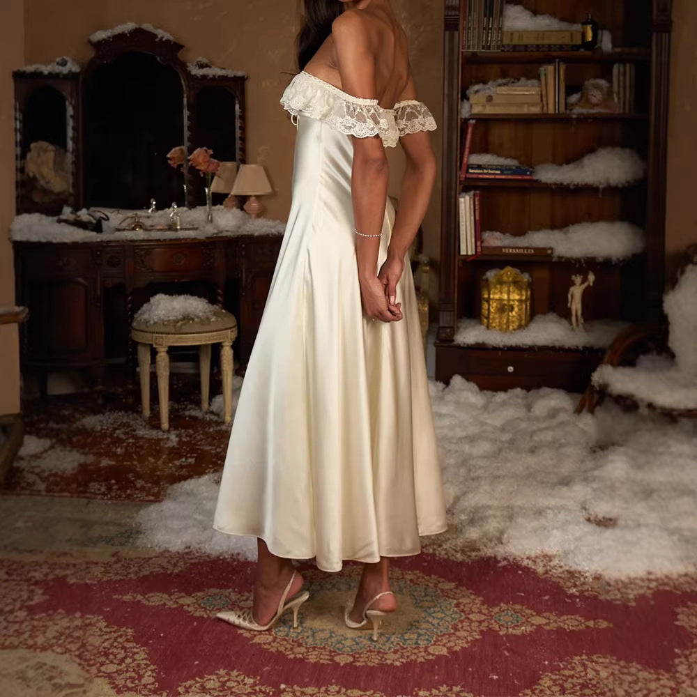 Women Elegant floor-length dress with lace trim StylebySassy