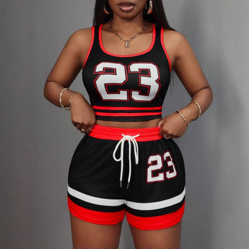 Women’s sporty leisure outfit with crop top and shorts StylebySassy