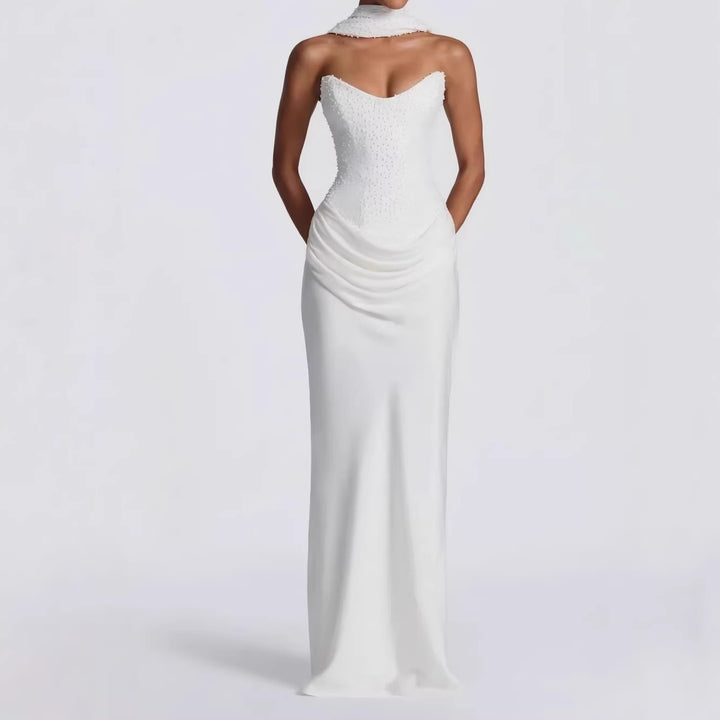 Women's Elegant Strapless Wedding Dress with Flowing Skirt StylebySassy