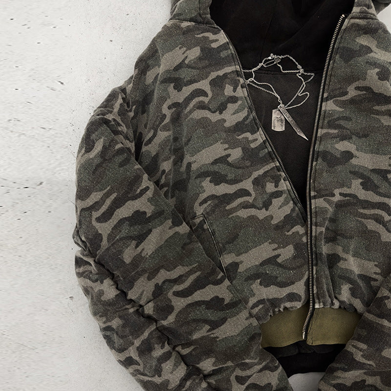 Men's short-cut camouflage bomber-style hooded jacket with teddy lining and two-way zipper StylebySassy