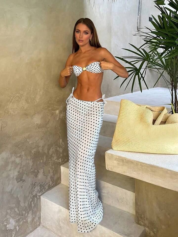 Women's bandeau bikini with fashionable cut StylebySassy