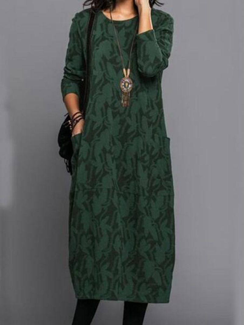 Women's casually cut midi dress made of fine knit with tone-on-tone jacquard, round neckline, and side pockets StylebySassy