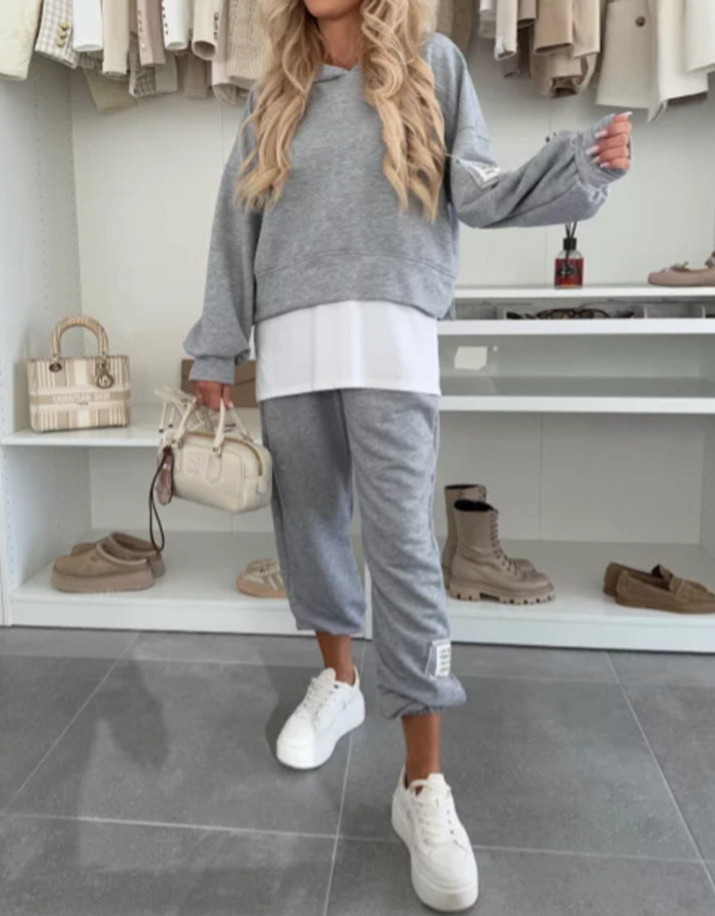 Women's cozy short hoodie and jogger set made of soft cotton blend StylebySassy