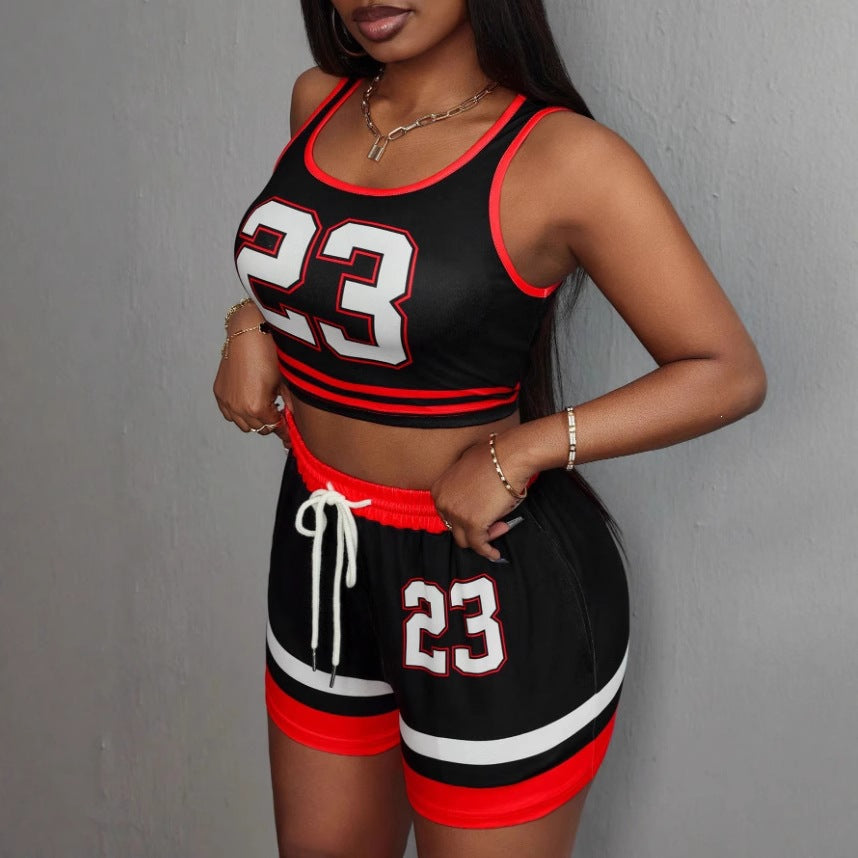 Women’s sporty leisure outfit with crop top and shorts StylebySassy