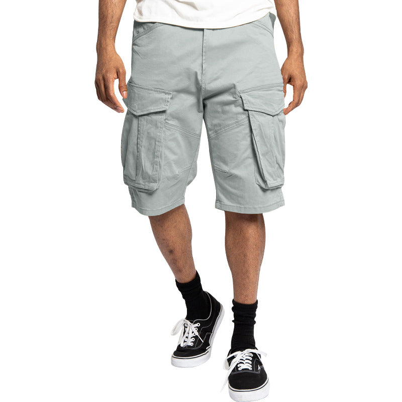 Men's robust cargo shorts with large flap pockets and loose fit StylebySassy