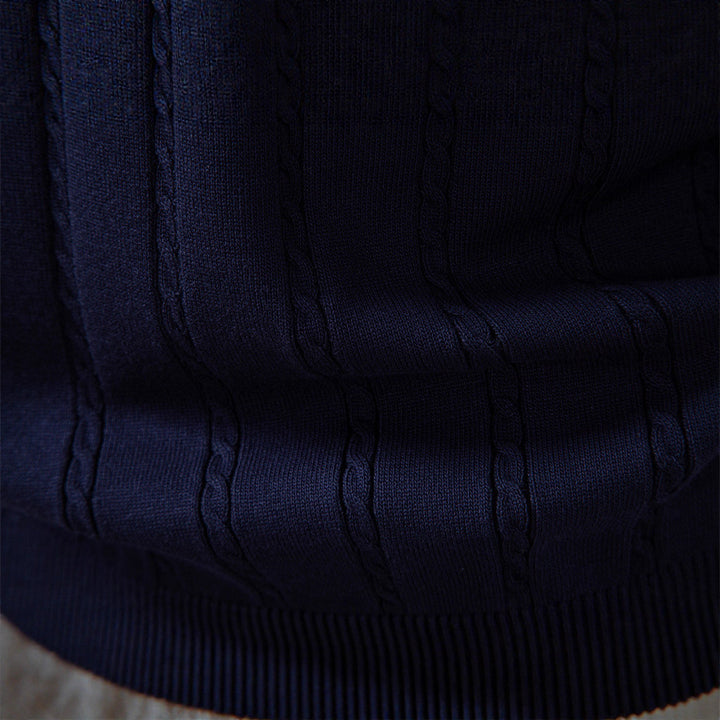 Men's sleeveless knitted vest with V-neck and ribbed hem StylebySassy