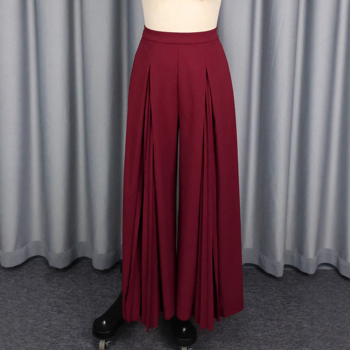 Women's pleated trousers with high waistband and elegant draping