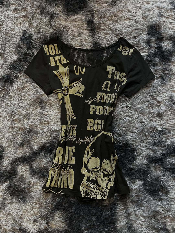 women's trendy t-shirt with creative graphics StylebySassy