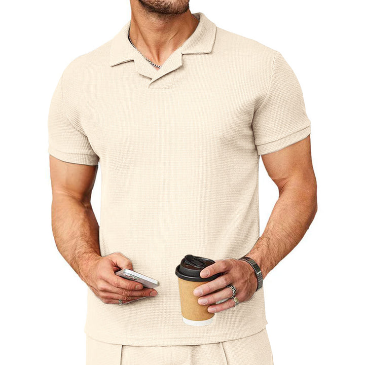 Men's short-sleeve knitted polo with open shirt collar and body-hugging fit StylebySassy
