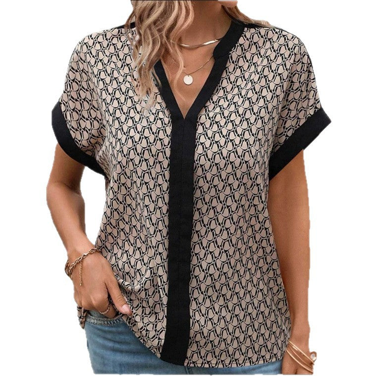 Ladies' light casual blouse in crepe look with V-neck and contrast piping StylebySassy