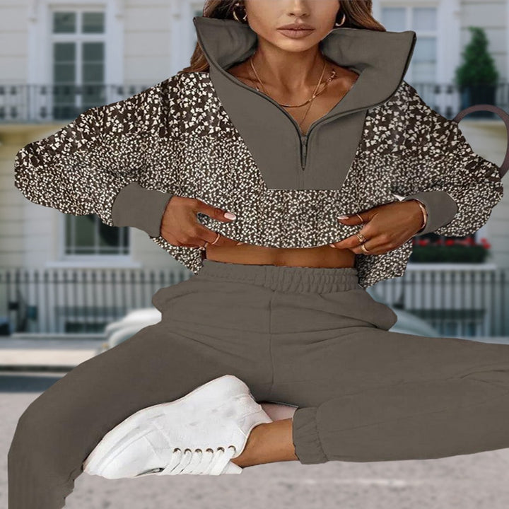 Women's short sweat set with half zipper, high stand-up collar, and high-cut jogging pants StylebySassy