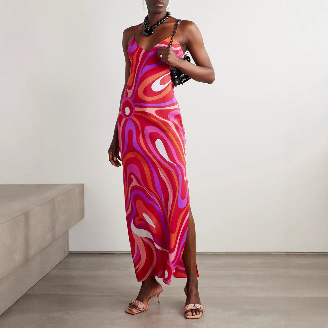Ladies elegant slip maxi dress with V-neck, delicate spaghetti straps and retro graphic all-over print StylebySassy