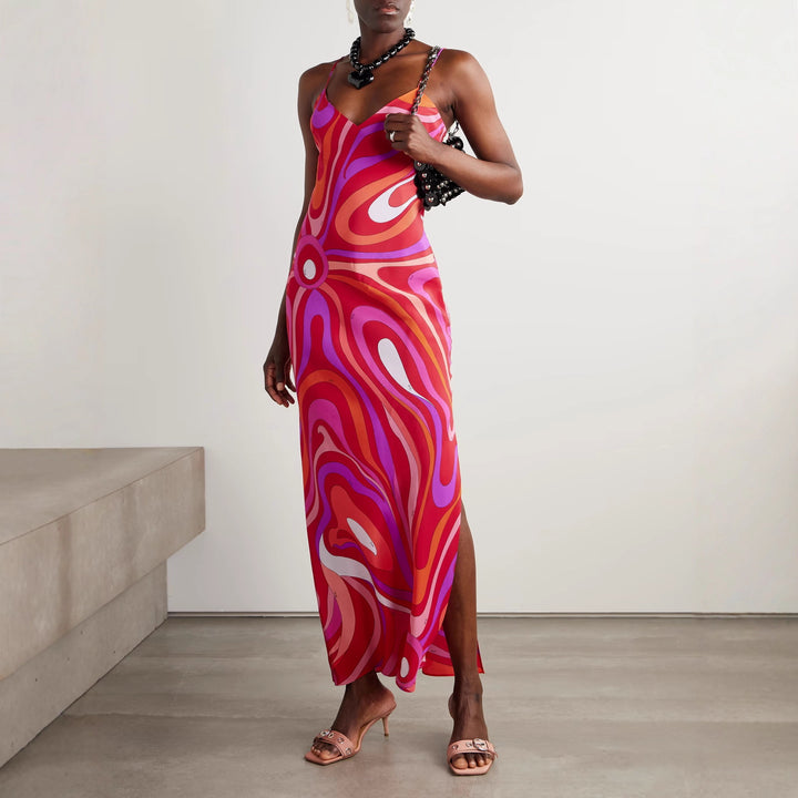 Ladies elegant slip maxi dress with V-neck, delicate spaghetti straps and retro graphic all-over print StylebySassy