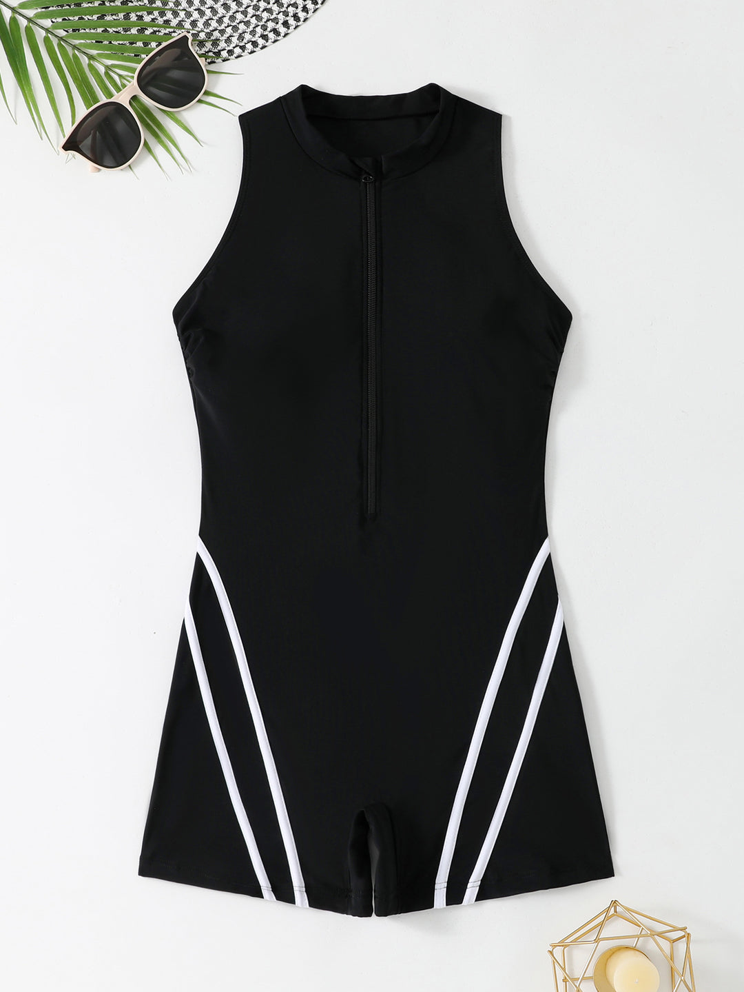 Women's sporty surf suit with full zip StylebySassy