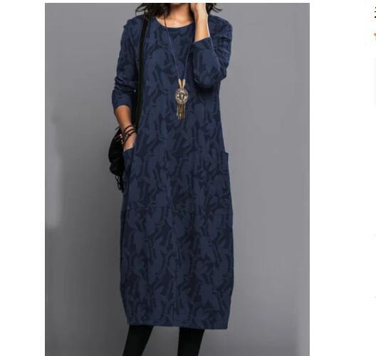 Women's casually cut midi dress made of fine knit with tone-on-tone jacquard, round neckline, and side pockets StylebySassy