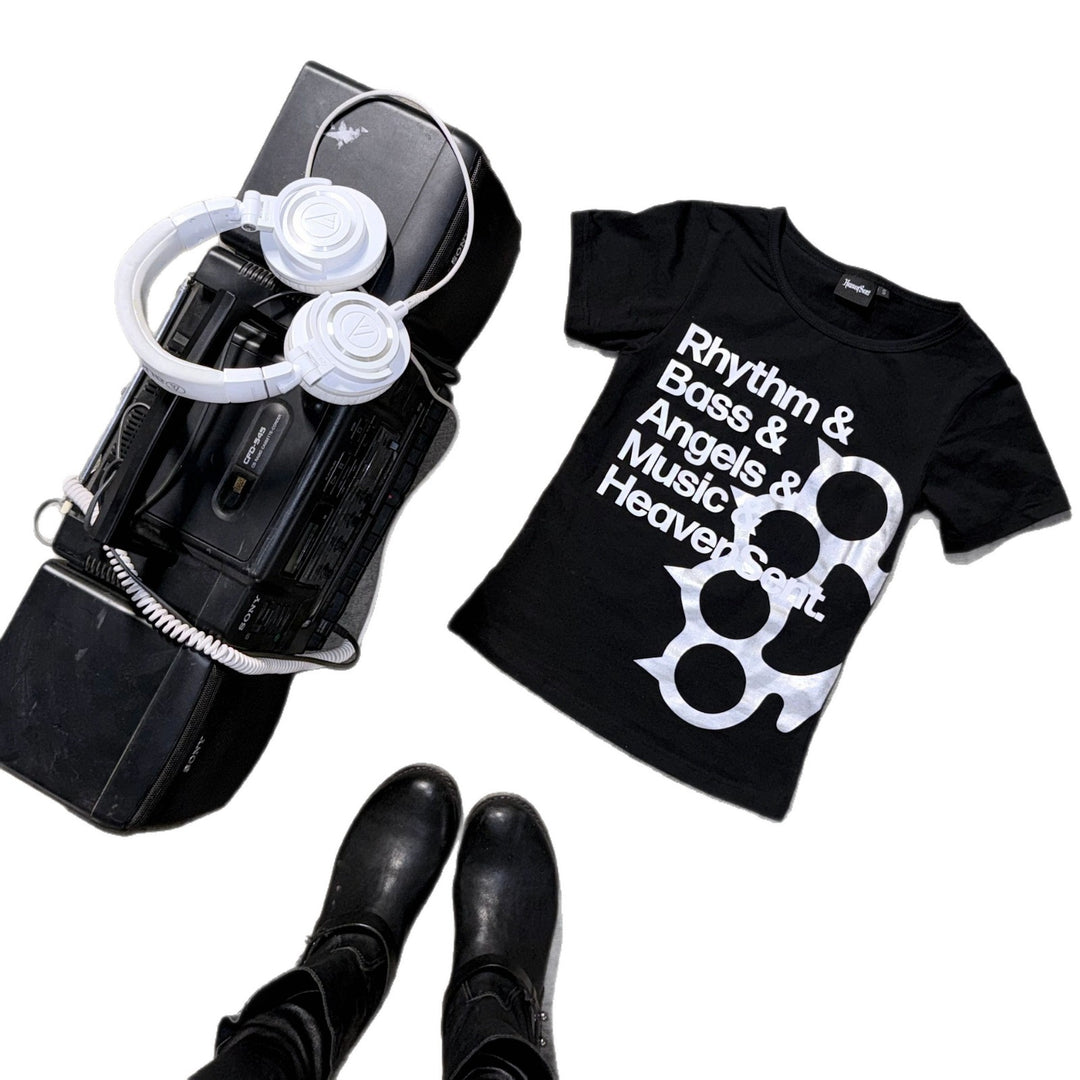 Women's Short Sleeve T-Shirt with Creative Graphic Design StylebySassy