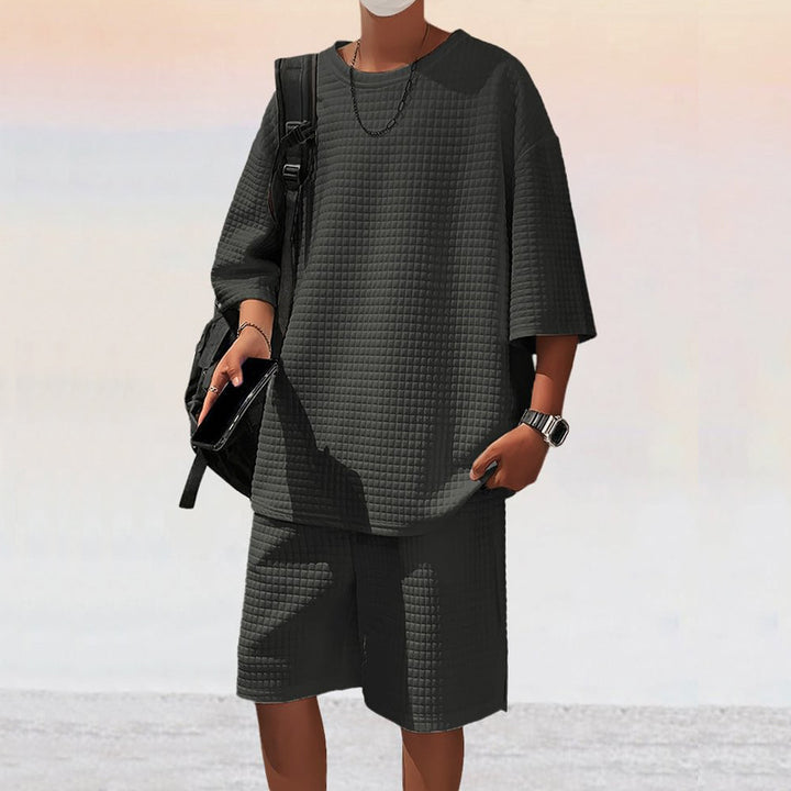 Men's square structure leisure set with oversized round neck shirt and knee-length relax shorts StylebySassy