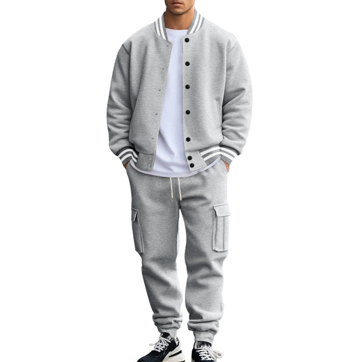 Men's sporty college two-piece made of heavy sweat with ribbed cuffs, snap-button bomber jacket and cargo jogger StylebySassy