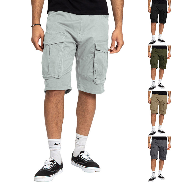Men's robust cargo shorts with large flap pockets and loose fit StylebySassy