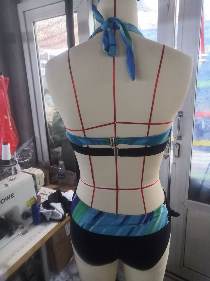 Women's sporty bikini set with adjustable straps and trendy color design StylebySassy
