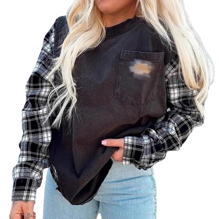 Women's oversized sweatshirt in mixed materials with checkered sleeves and applied chest pocket StylebySassy