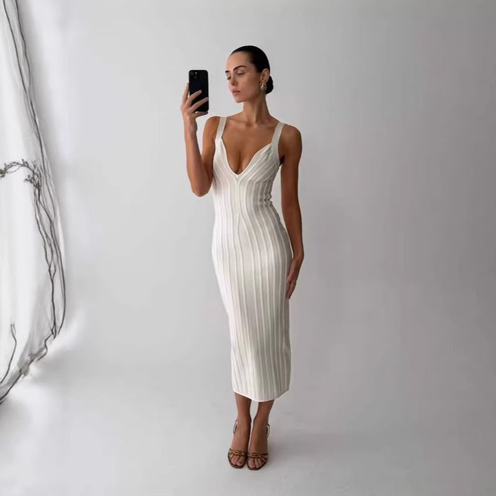 Women Figur-hugging Maxi Dress with Deep V-neck StylebySassy