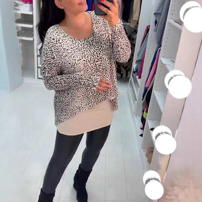 Women loose-fitting tunic long sleeve with leopard print, rounded hem and layered look StylebySassy