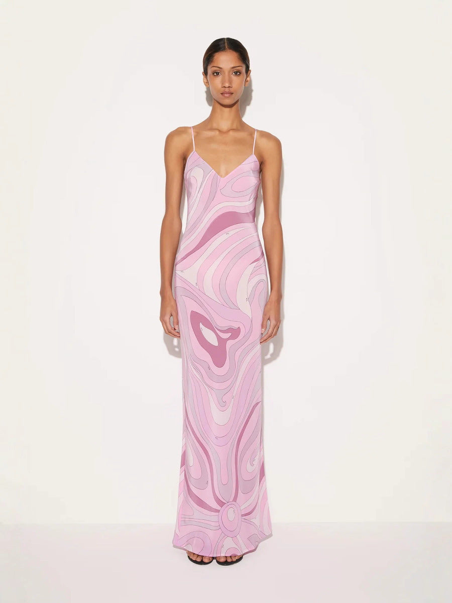 Ladies elegant slip maxi dress with V-neck, delicate spaghetti straps and retro graphic all-over print StylebySassy