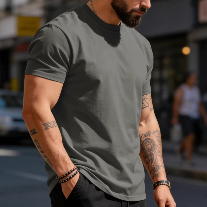 Men's body-hugging high-quality cotton shirt with round neck StylebySassy