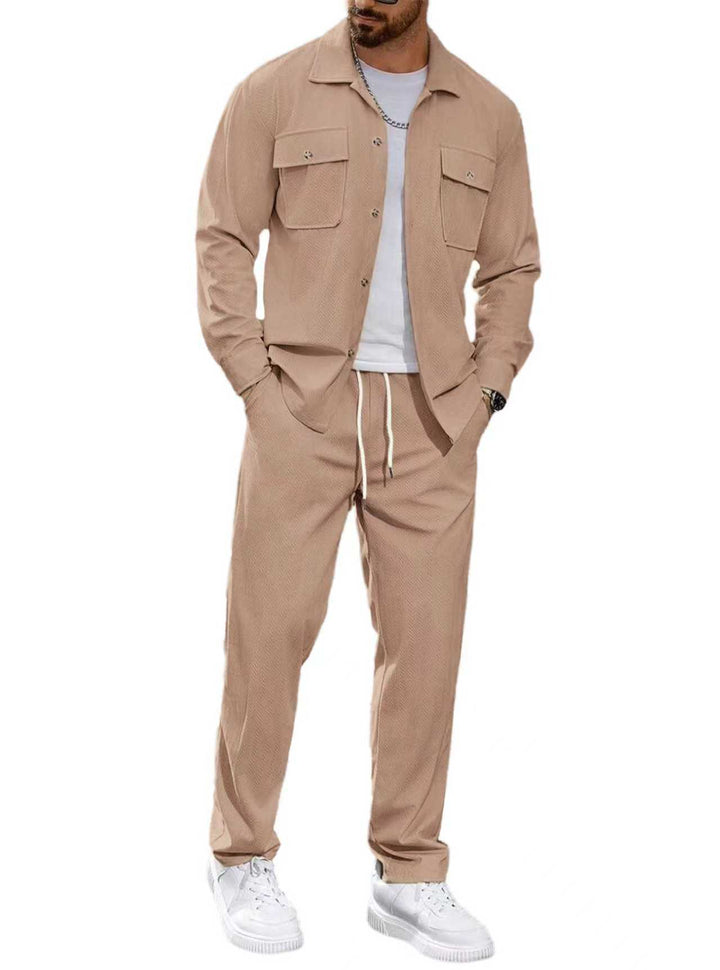 Men's casual two-piece shirt jacket with applied chest pockets and drawstring pants StylebySassy