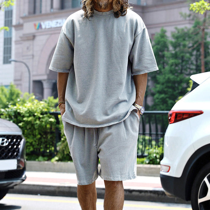 Men's casual short-sleeve shirt with loose sweat shorts made of heavy cotton jersey StylebySassy