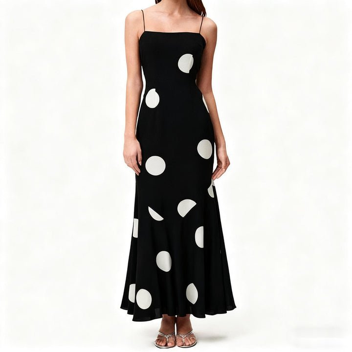 Women's maxi dress with elegant polka dot pattern StylebySassy