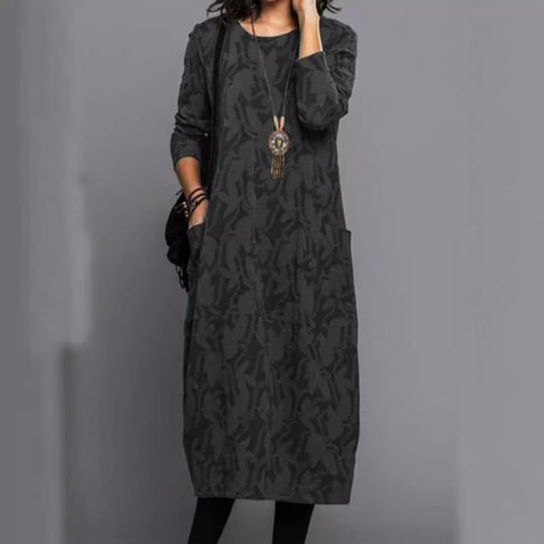 Women's casually cut midi dress made of fine knit with tone-on-tone jacquard, round neckline, and side pockets StylebySassy