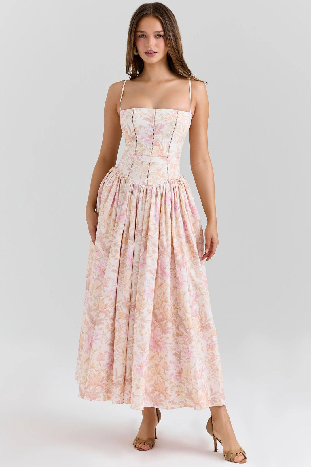 Women's tailored corset dress with spaghetti straps and voluminous circle skirt StylebySassy