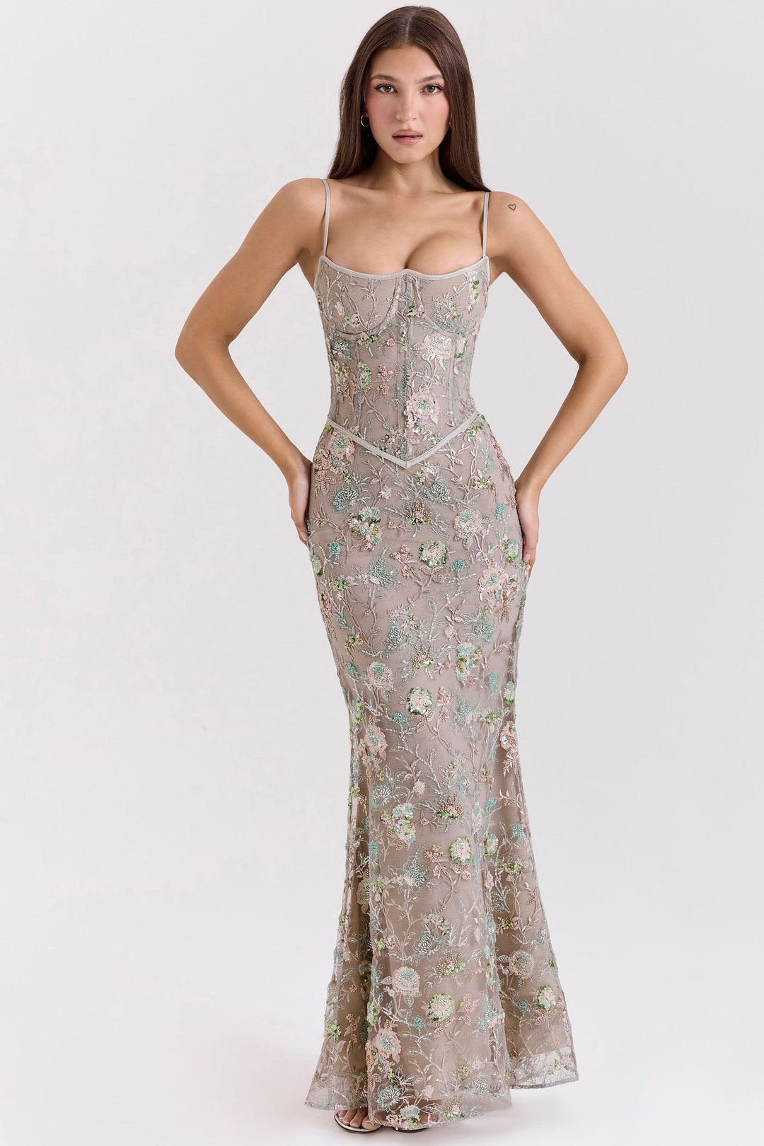 Ladies embroidered corset evening dress with transparent lace and figure-hugging silhouette StylebySassy