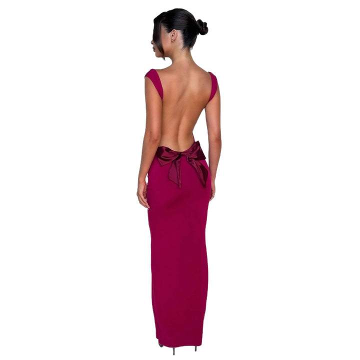Women's body-hugging evening dress with square neckline and wide straps StylebySassy