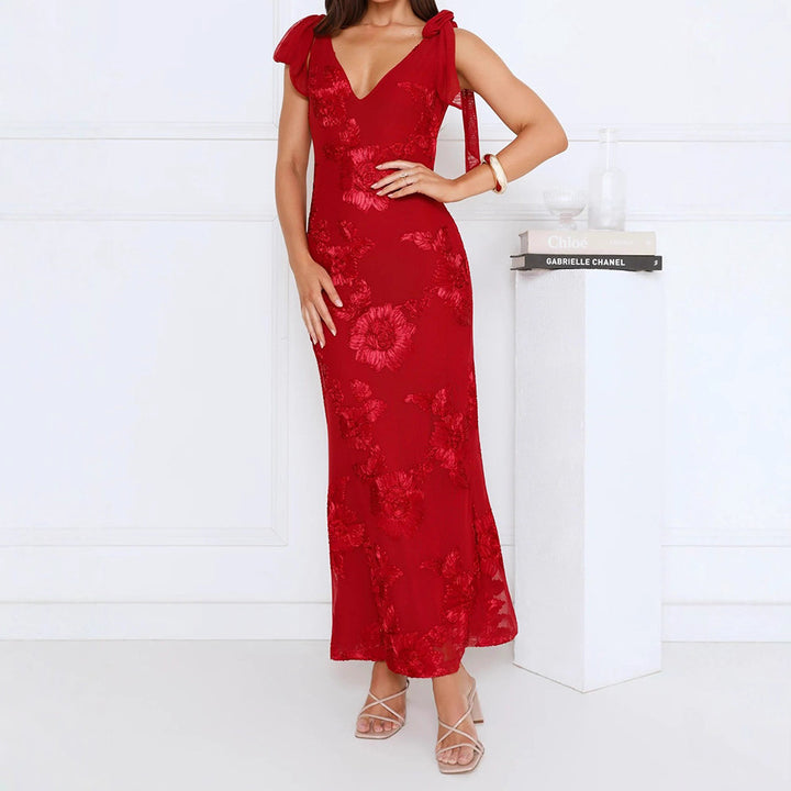 Women's maxi dress with floral lace pattern StylebySassy