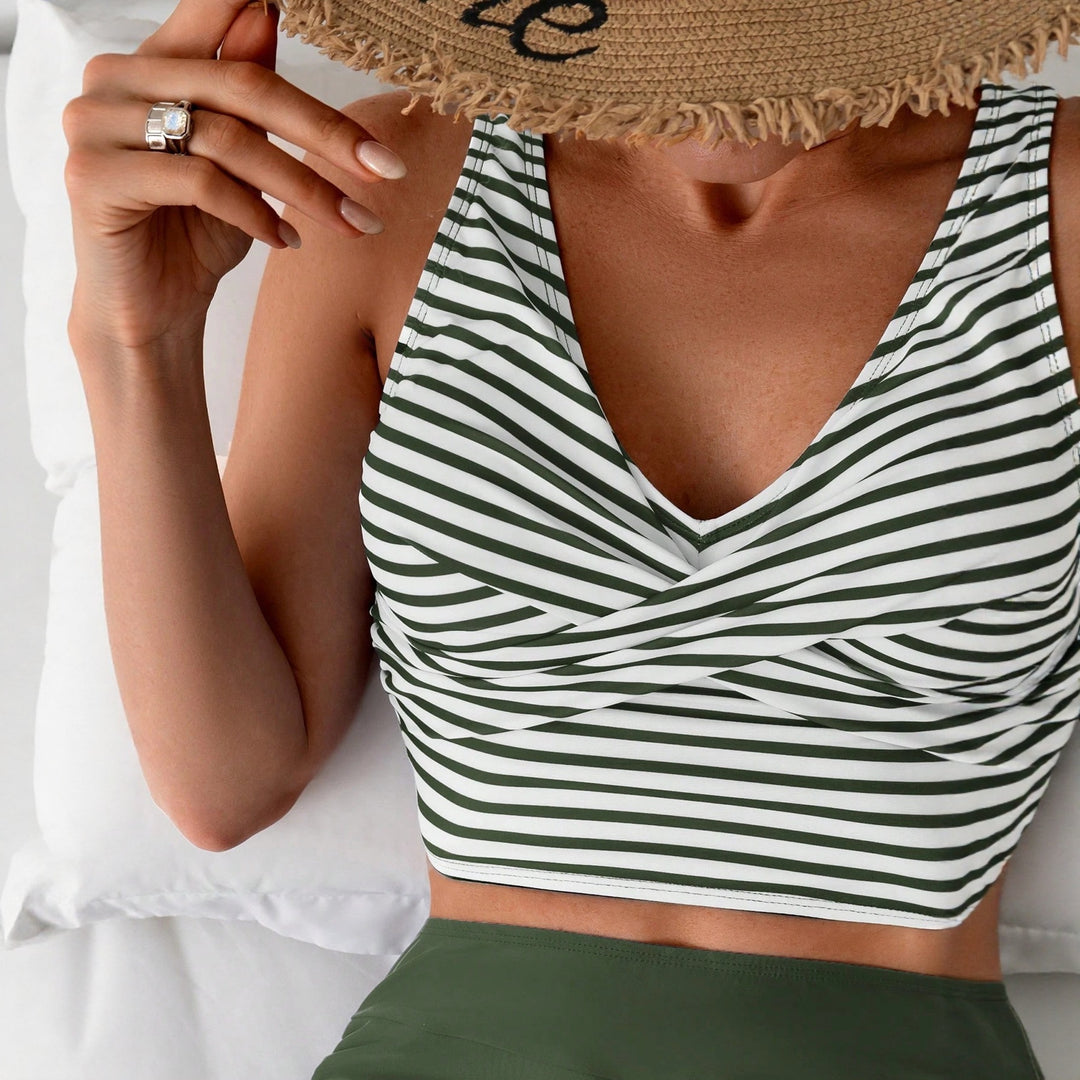 Ladies Sporty Crop Top and High-Waisted Shorts StylebySassy