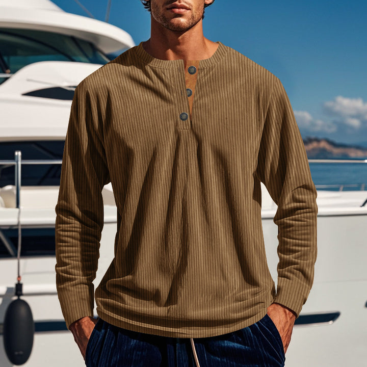 Men's ribbed long-sleeve Henley shirt with stand-up collar and concealed placket made of breathable jersey StylebySassy