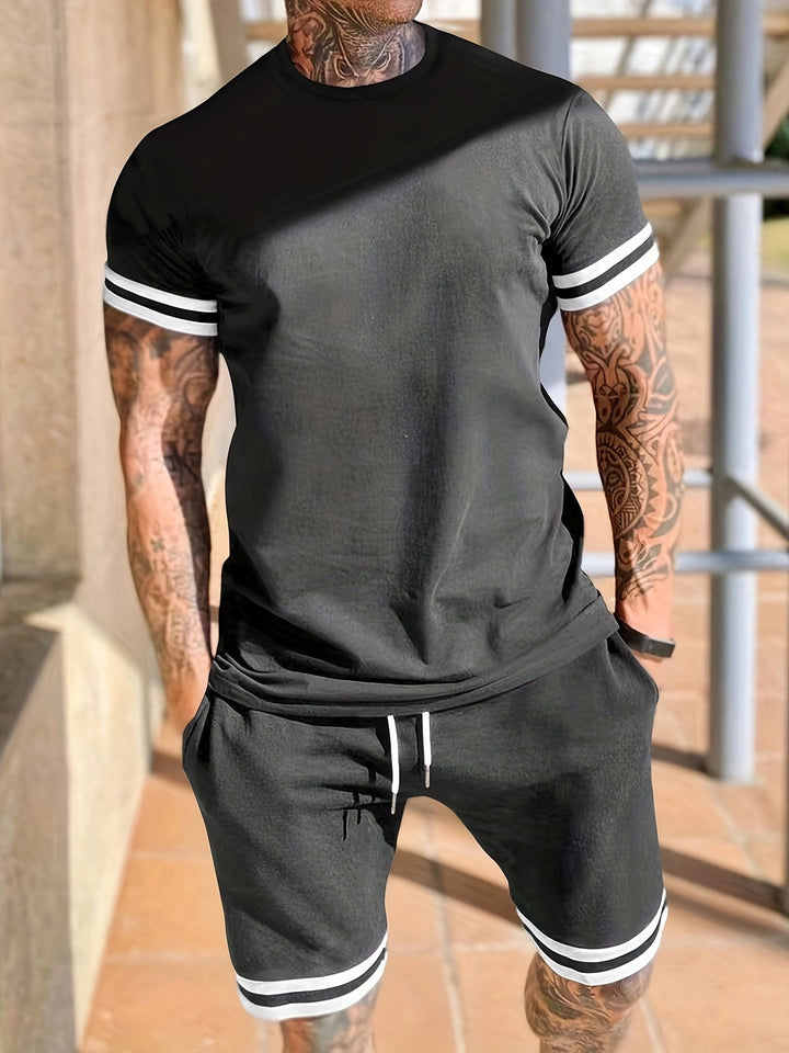 Men's sporty lounge set made of high-quality cotton blend with fitted short-sleeve shirt and drawstring shorts with contrasting cuffs StylebySassy