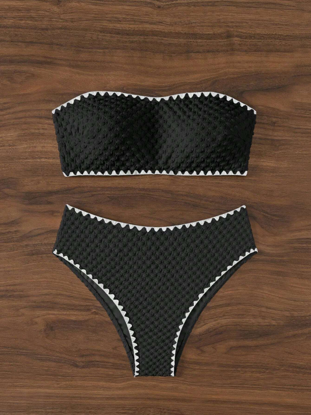 Women's bandeau bikini with structured surface StylebySassy