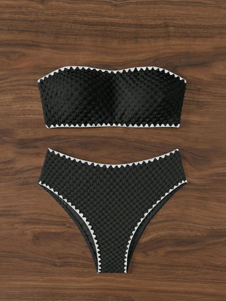 Women's bandeau bikini with structured surface StylebySassy