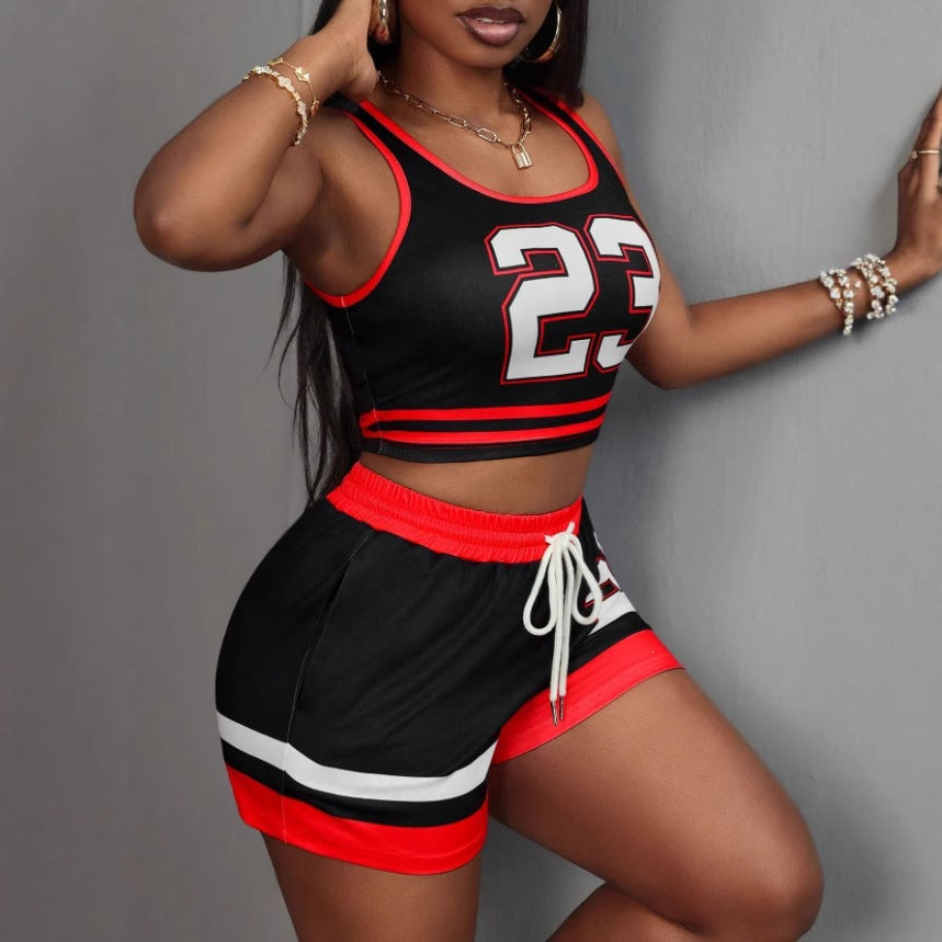 Women’s sporty leisure outfit with crop top and shorts StylebySassy
