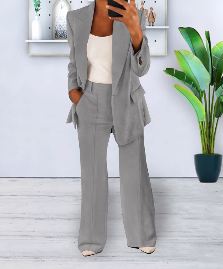 Women's Two-Piece Suit with Button-Front Blazer